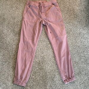 American Eagle Outfitters Pink Cropped Pants